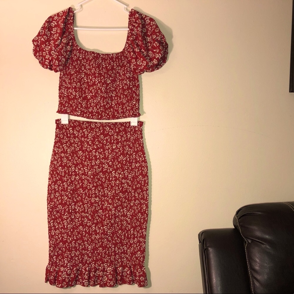 Trixxi Floral Top & Midi Skirt Set Size M